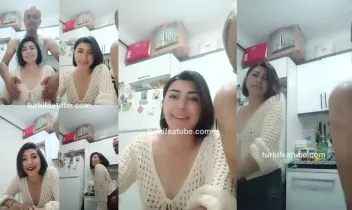 gonyalı dayı ve milfi sakso tango milfanne  Part 1