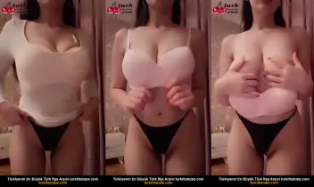 Tango Jasmin Çıplak Efsane Gözlerini Açtı